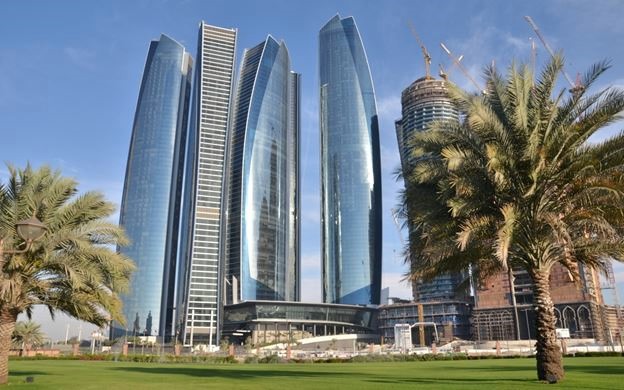 Viaje Emiratos Abu Dhabi y Dubai diseñado por LAT.40