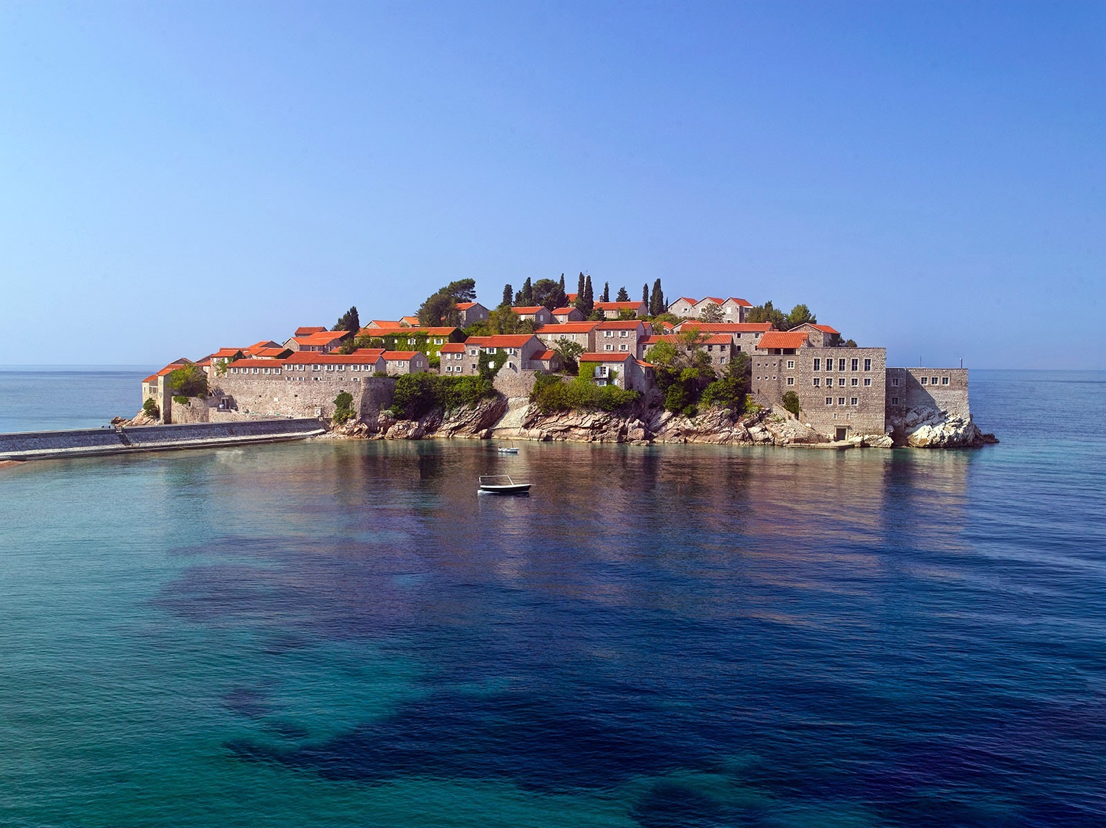 Aman Sveti Stefan en Sveti Stefan