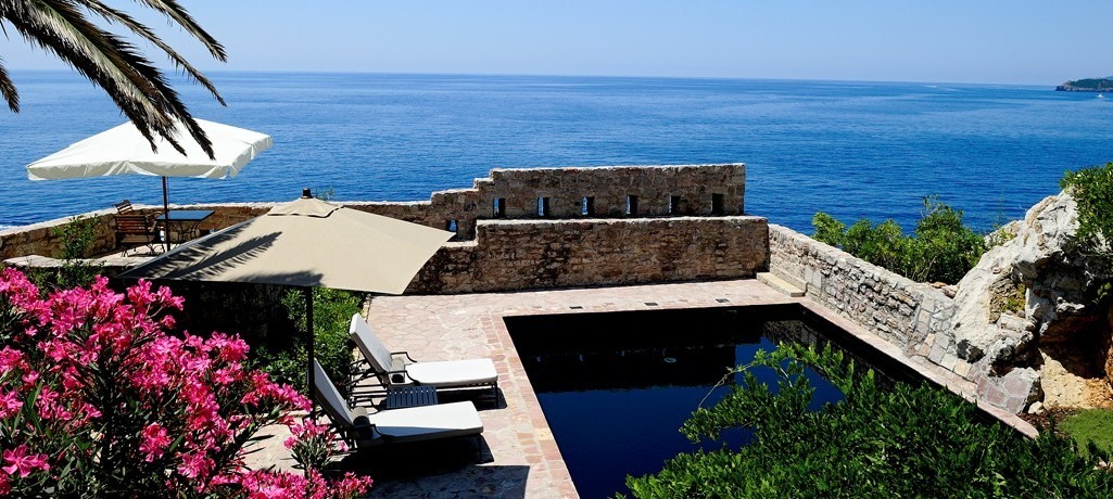 Aman Sveti Stefan en Sveti Stefan