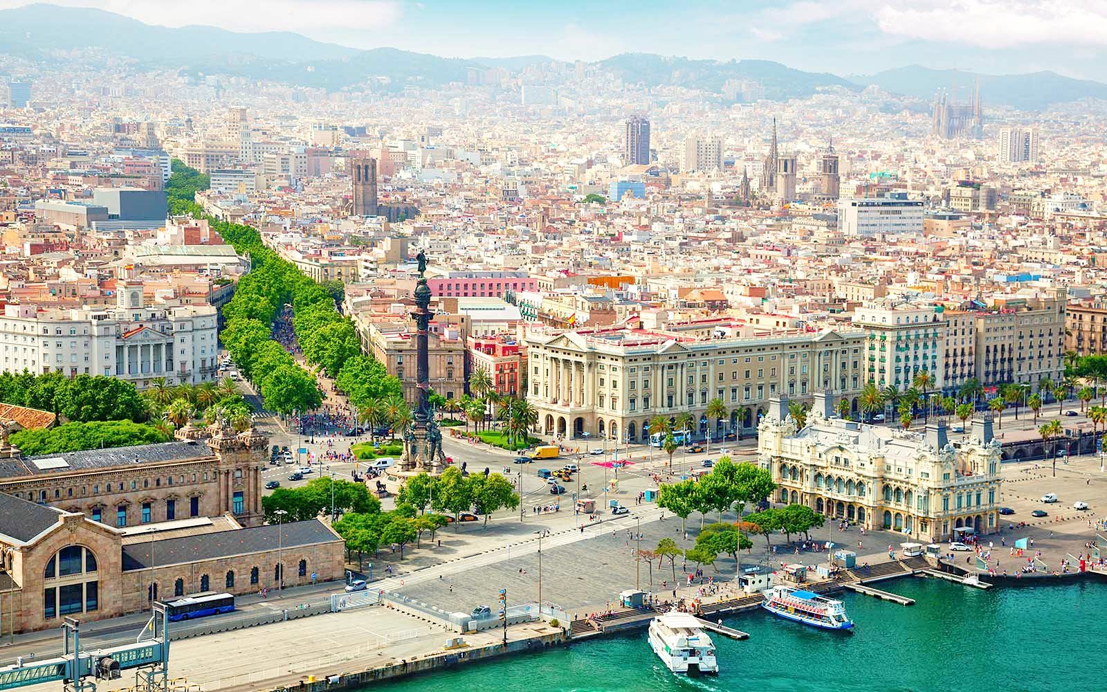 Viaje Barcelona 29 junio diseñado por LAT.40