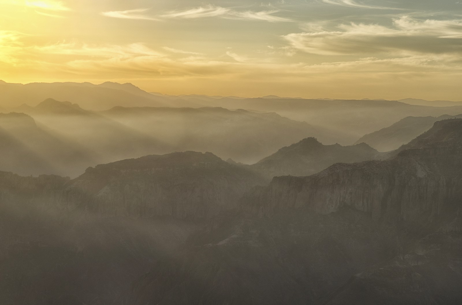 Barranca del Cobre | LAT.40