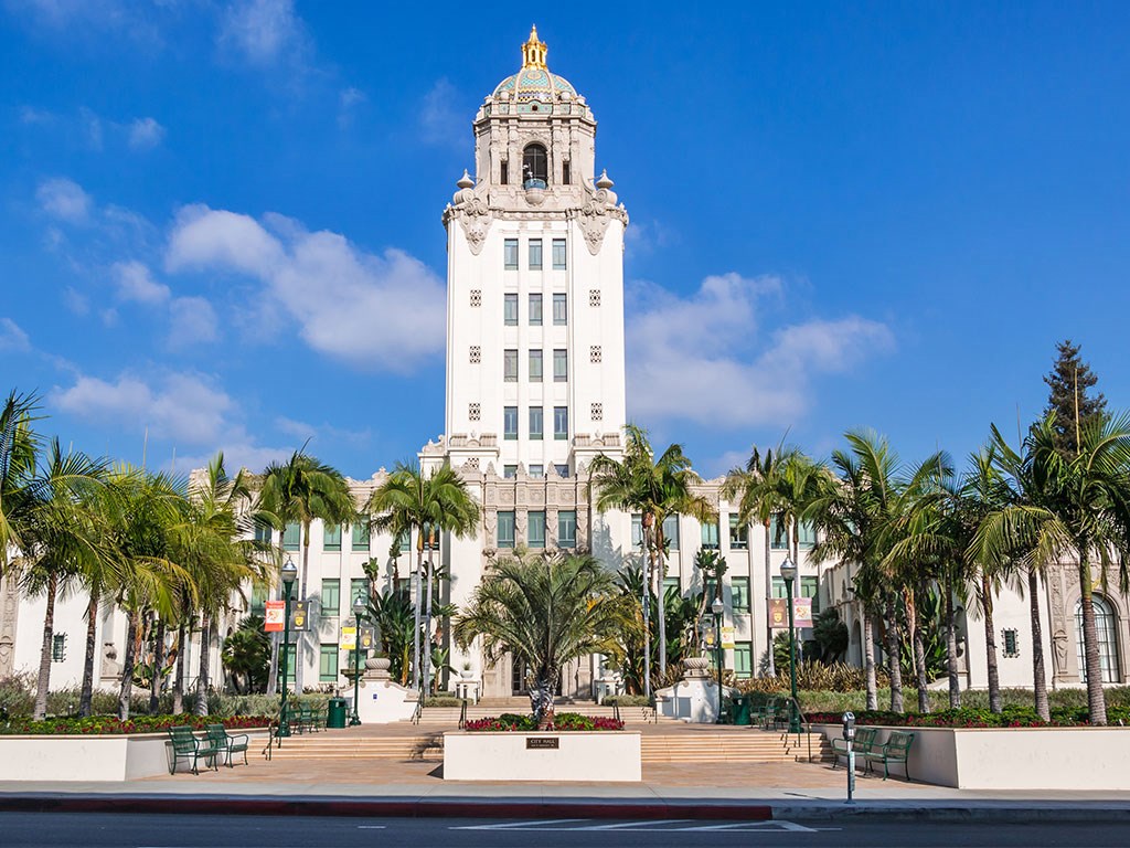 Beverly Hills | LAT.40