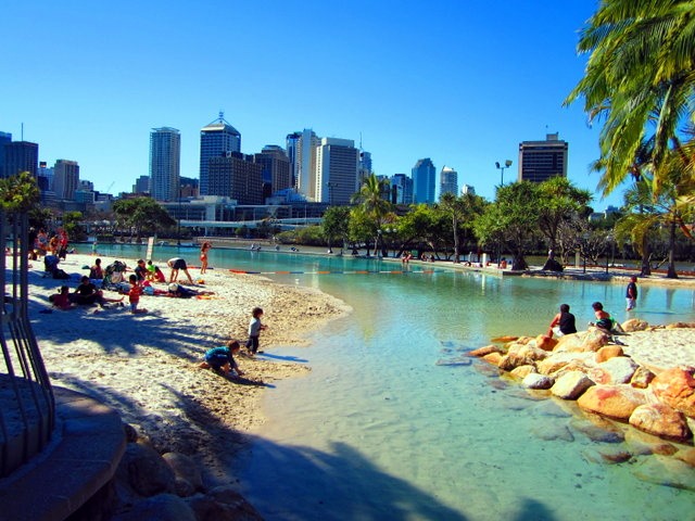 Brisbane | LAT.40