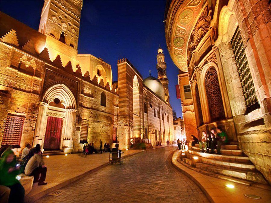 Cairo | LAT.40
