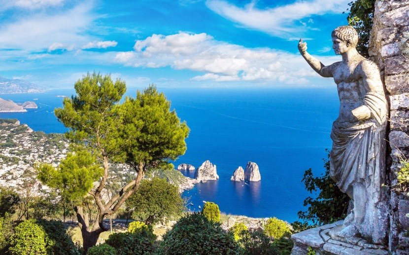 Capri | LAT.40