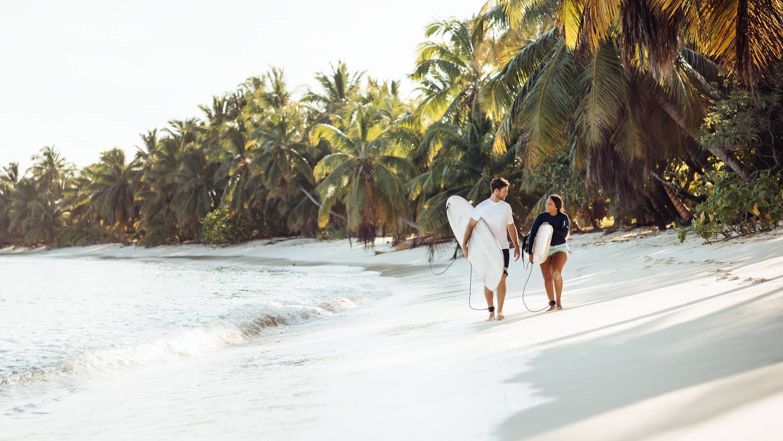Desroches Island | LAT.40