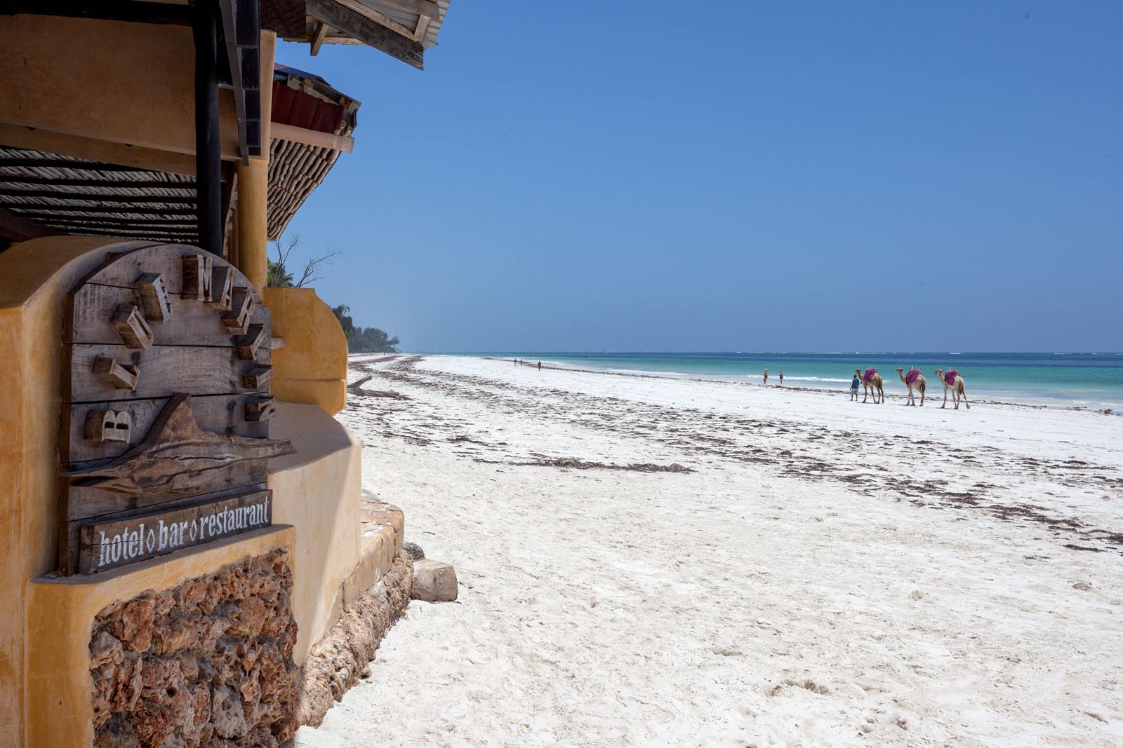 Blue Marlin Beach Hotel en su destino