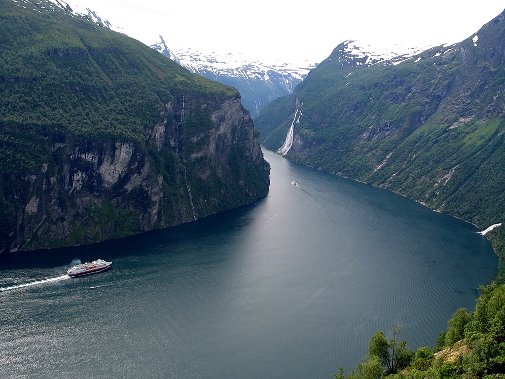 Fiordo de Geiranger | LAT.40