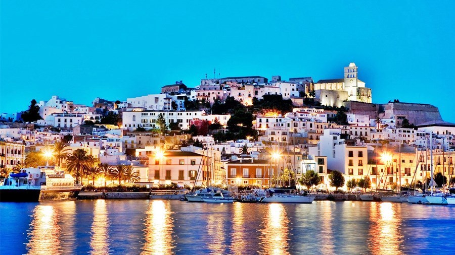 Ibiza | LAT.40