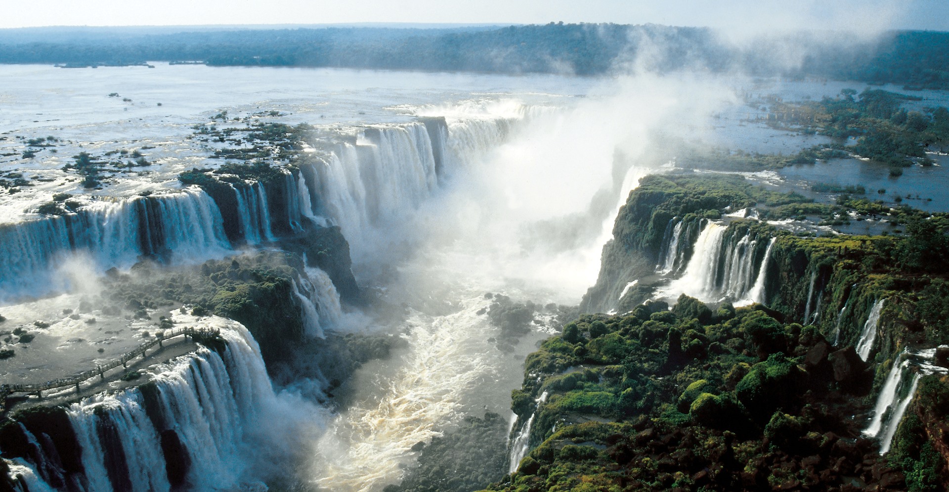 Iguazu | LAT.40