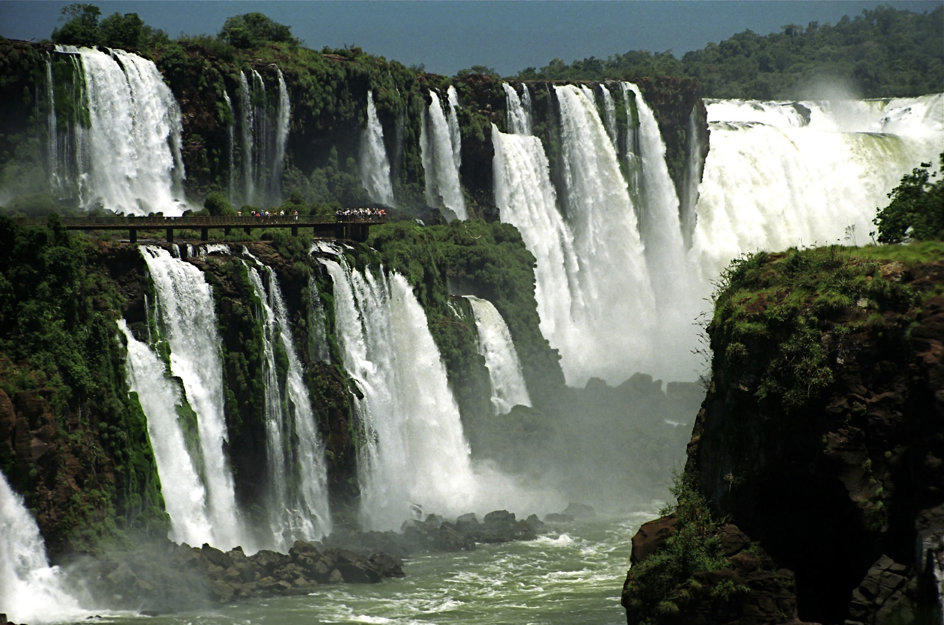 Iguazu | LAT.40