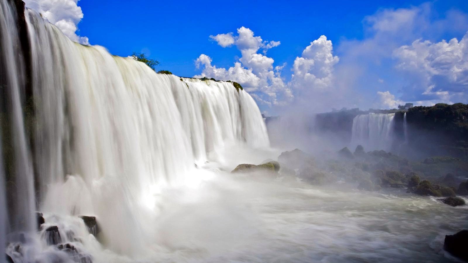 Iguazu | LAT.40