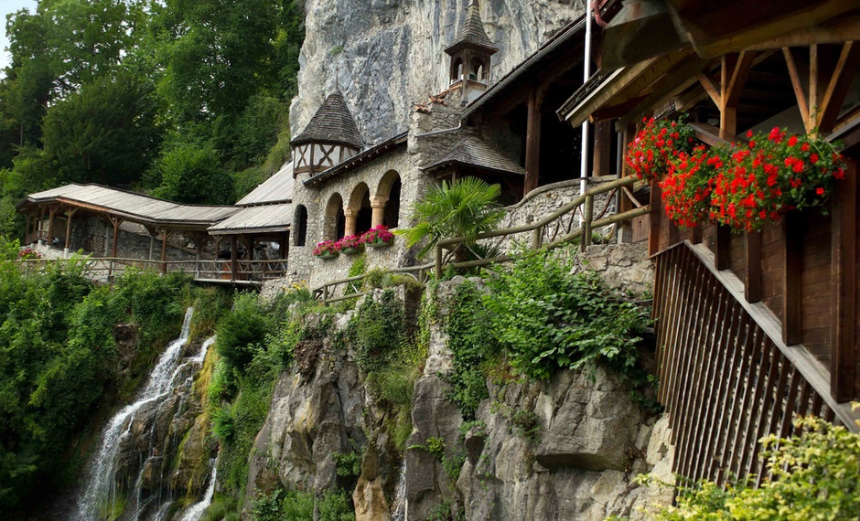 Interlaken | LAT.40