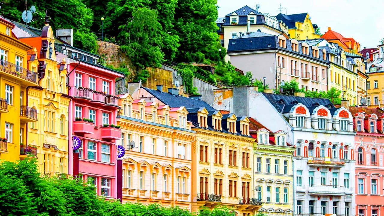 Karlovy Vary | LAT.40