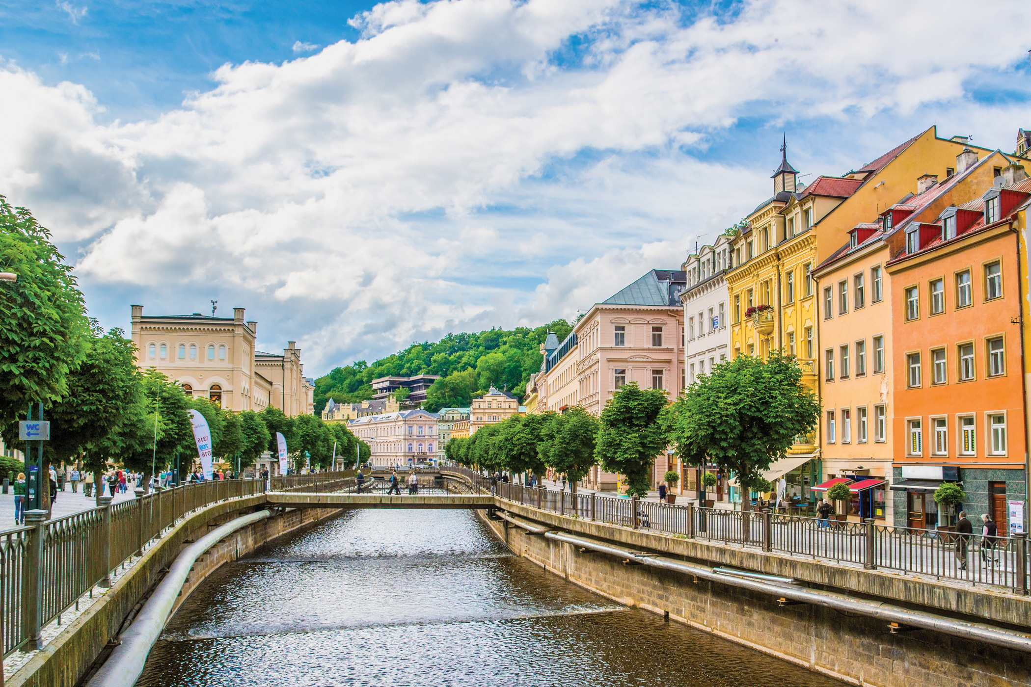 Karlovy Vary | LAT.40