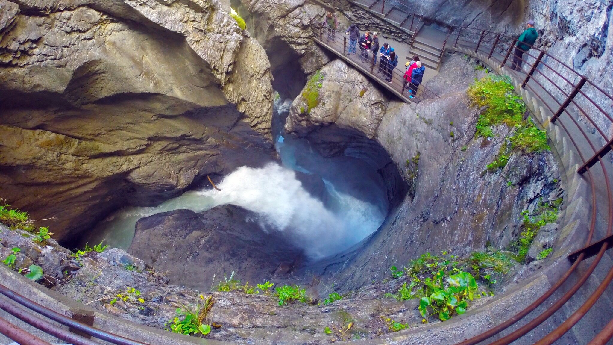 Lauterbrunnen | LAT.40