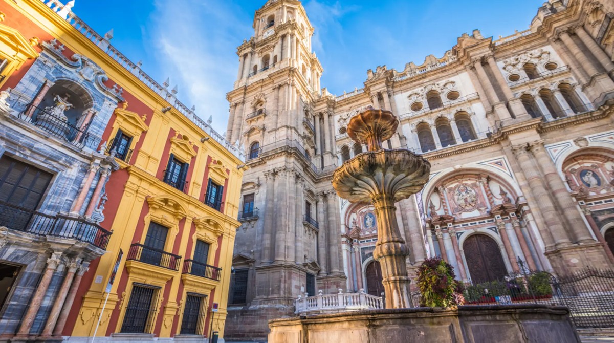 Malaga | LAT.40