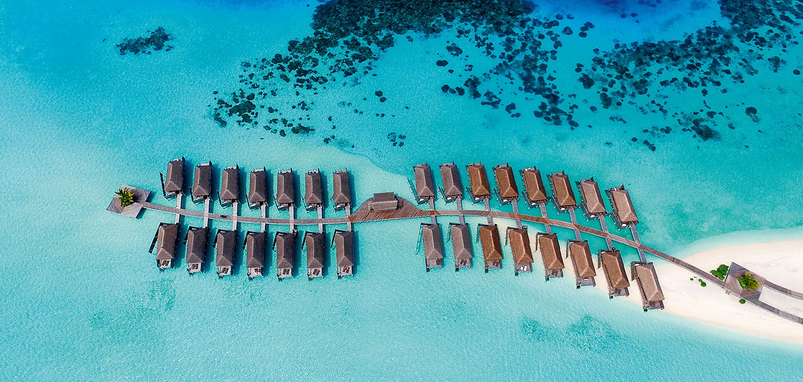 Constance Moofushi en South Ari Atoll