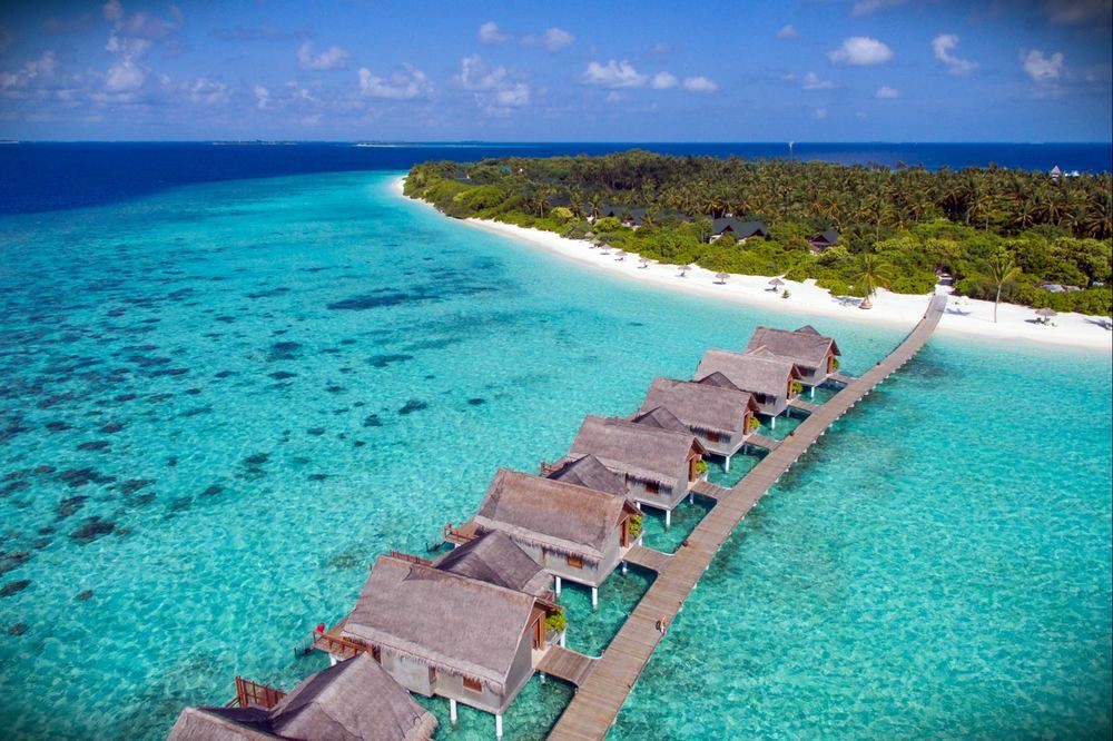 Furaveri  Island Resort & Spa en su destino