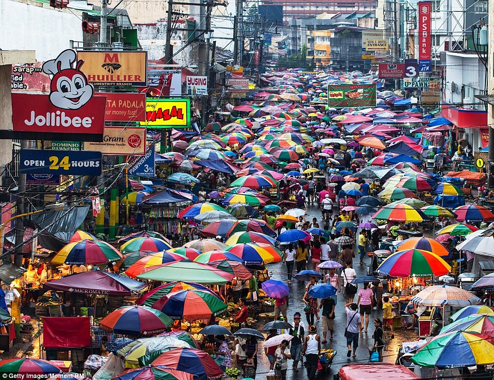 Manila | LAT.40