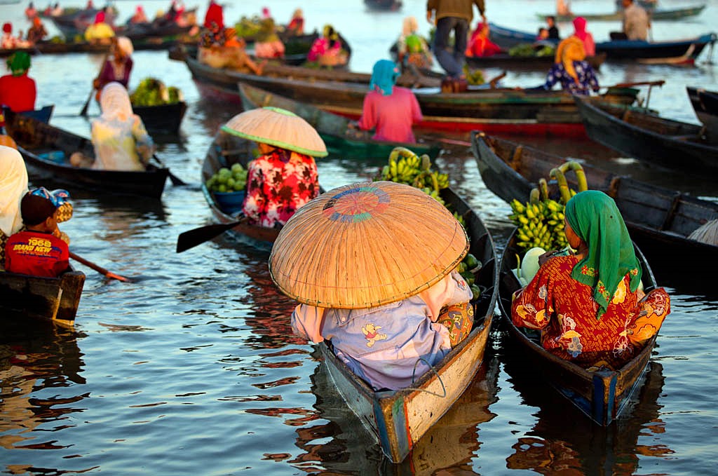 Mercado flotante | LAT.40