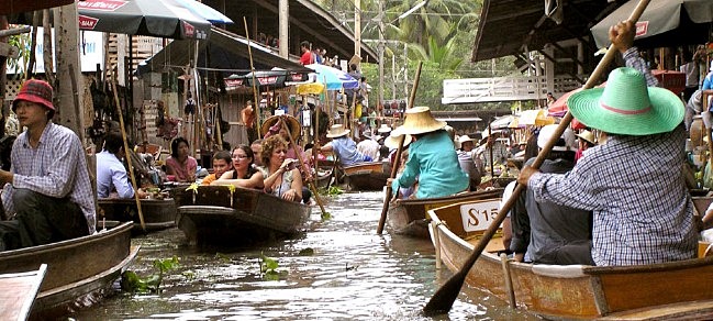 Mercado flotante | LAT.40