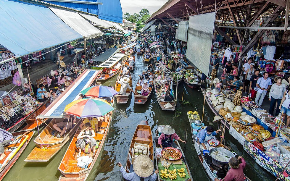 Mercado flotante | LAT.40