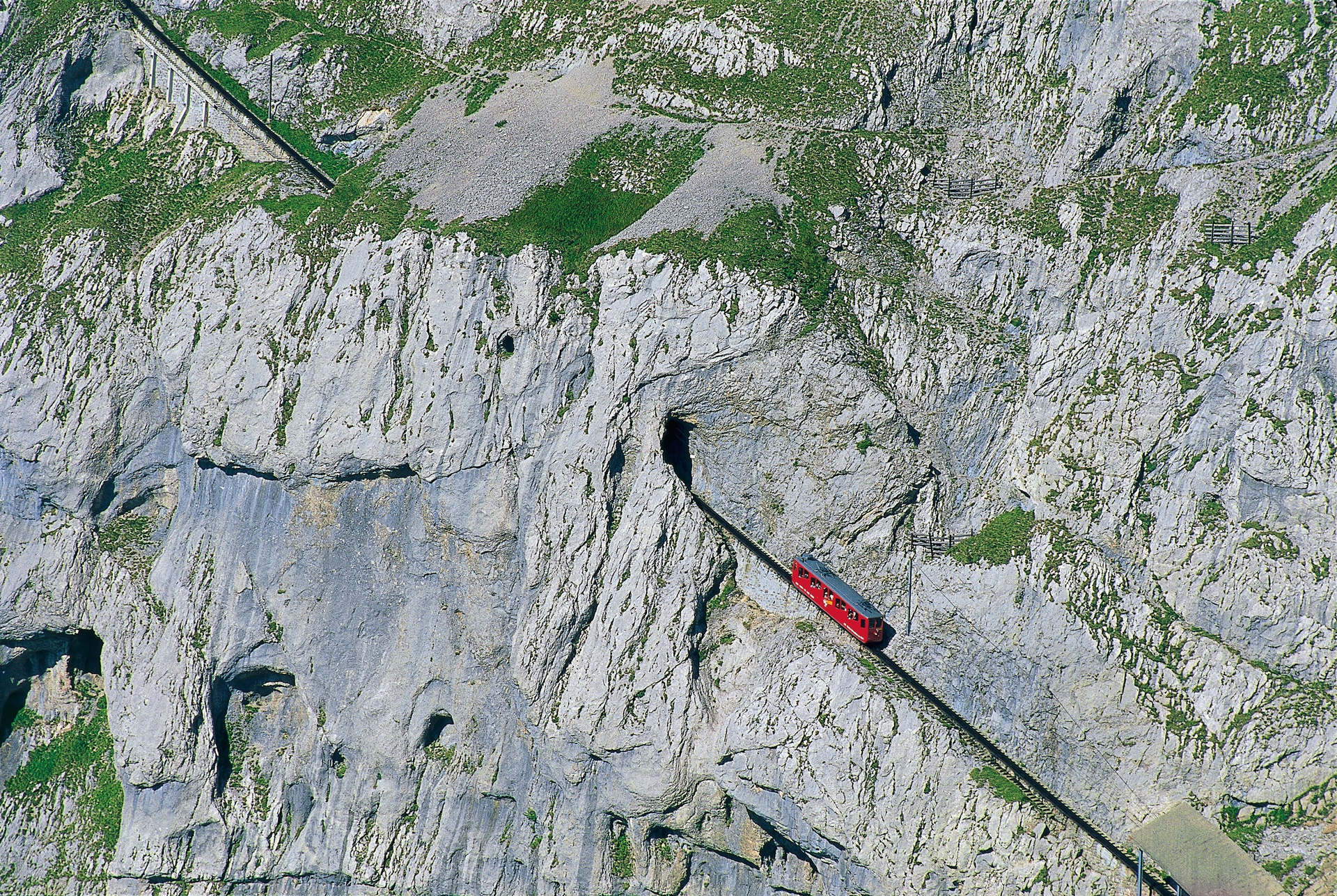 Monte Pilatus | LAT.40