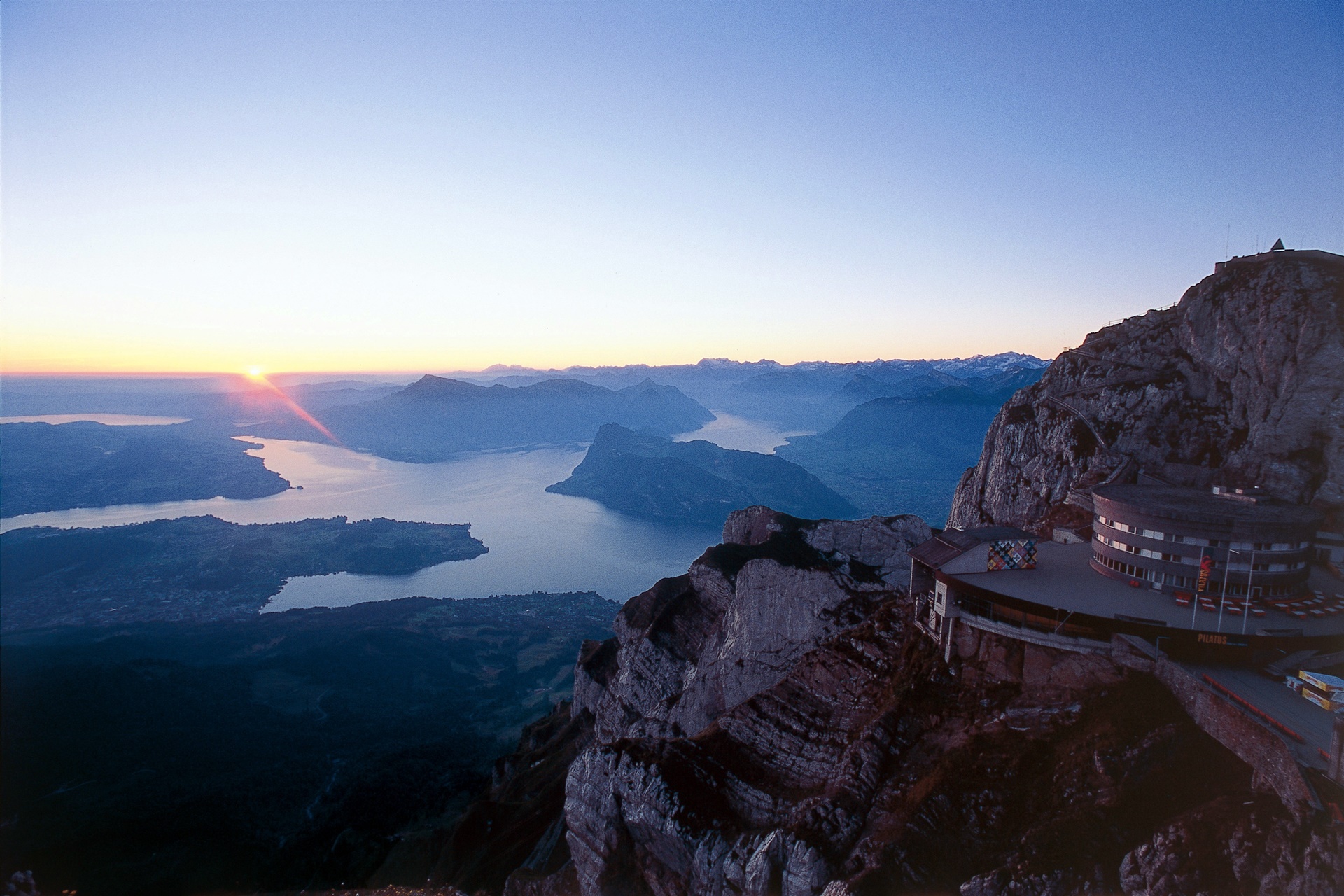 Monte Pilatus | LAT.40
