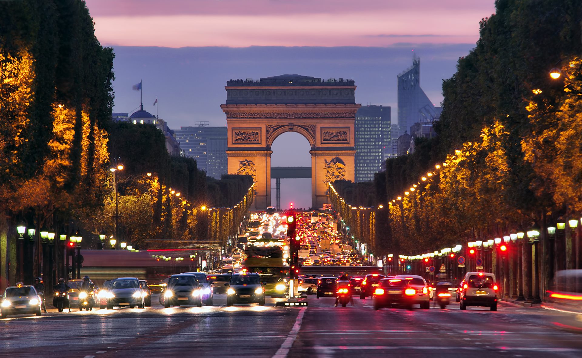 Paris | LAT.40