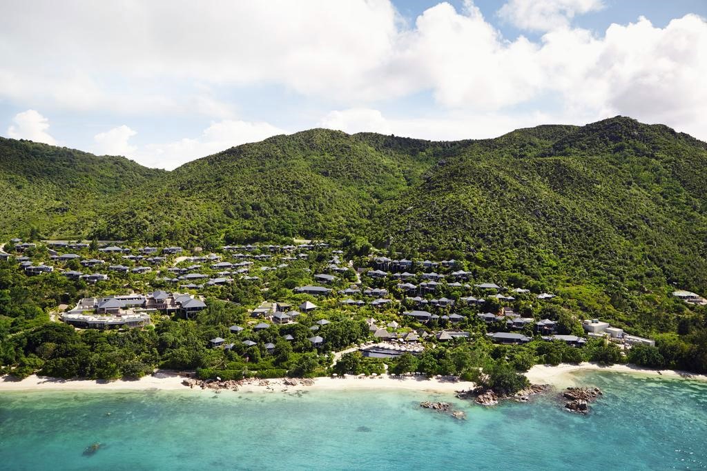 Raffles Seychelles en su destino