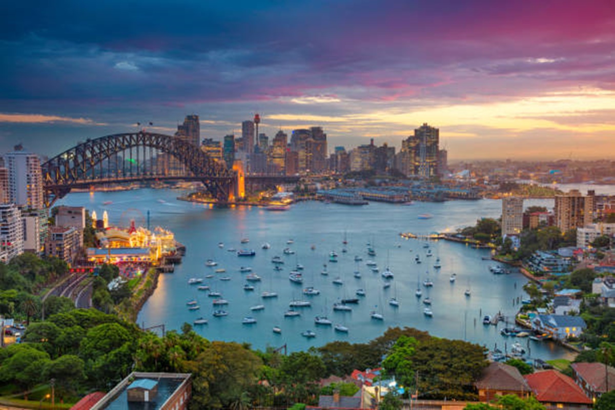 Sidney | LAT.40