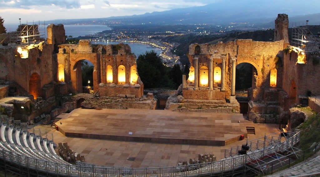Taormina | LAT.40