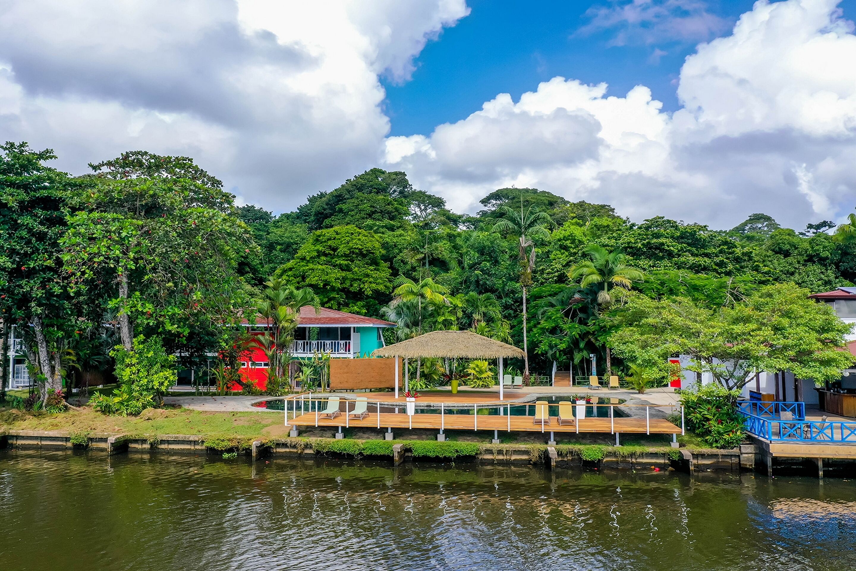 Tortuga Lodge and Gardens by Böëna en Tortuguero