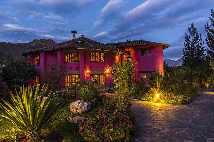 Sol y Luna Relais & Chateaux en su destino