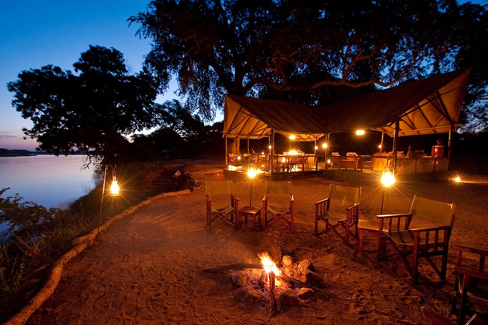 Old Mondoro Bush Camp en Lower Zambezi