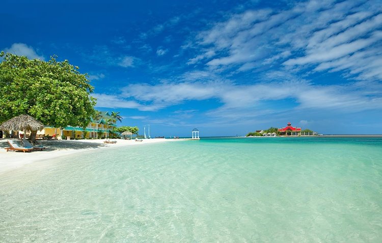 Montego Bay | LAT.40