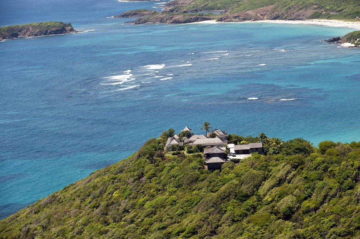 Mustique | LAT.40