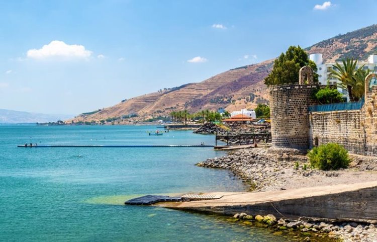 Tiberias | LAT.40