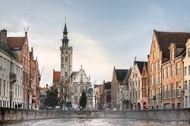 Brujas | LAT.40