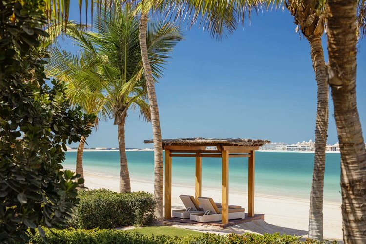 Soneva Secret y Dubai (One&Only The Palm Dubai) diseñado por LAT.40