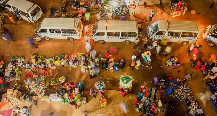 Kampala | LAT.40