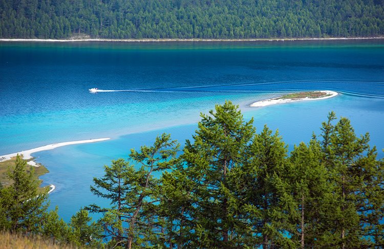 Lago Ubsugul | LAT.40