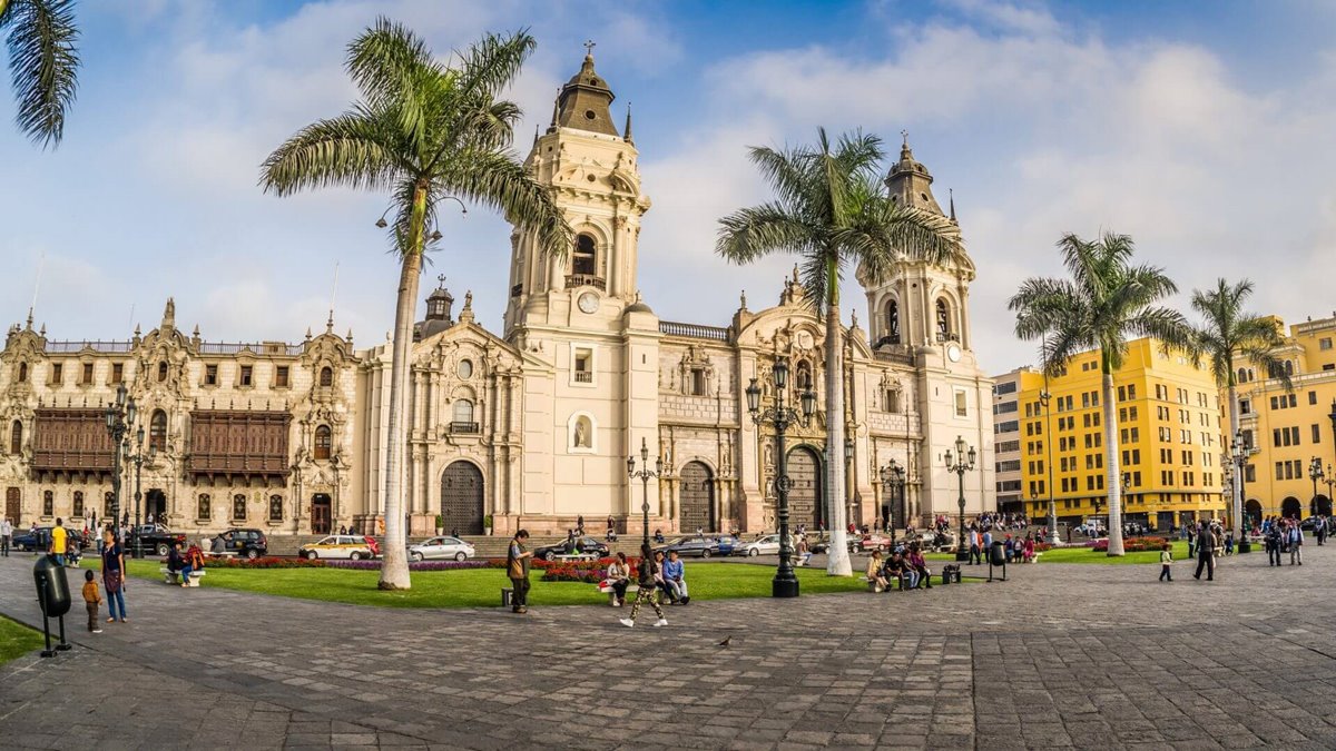 Lima | LAT.40