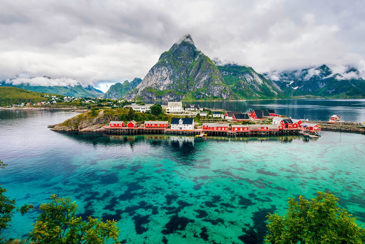 Lofoten | LAT.40