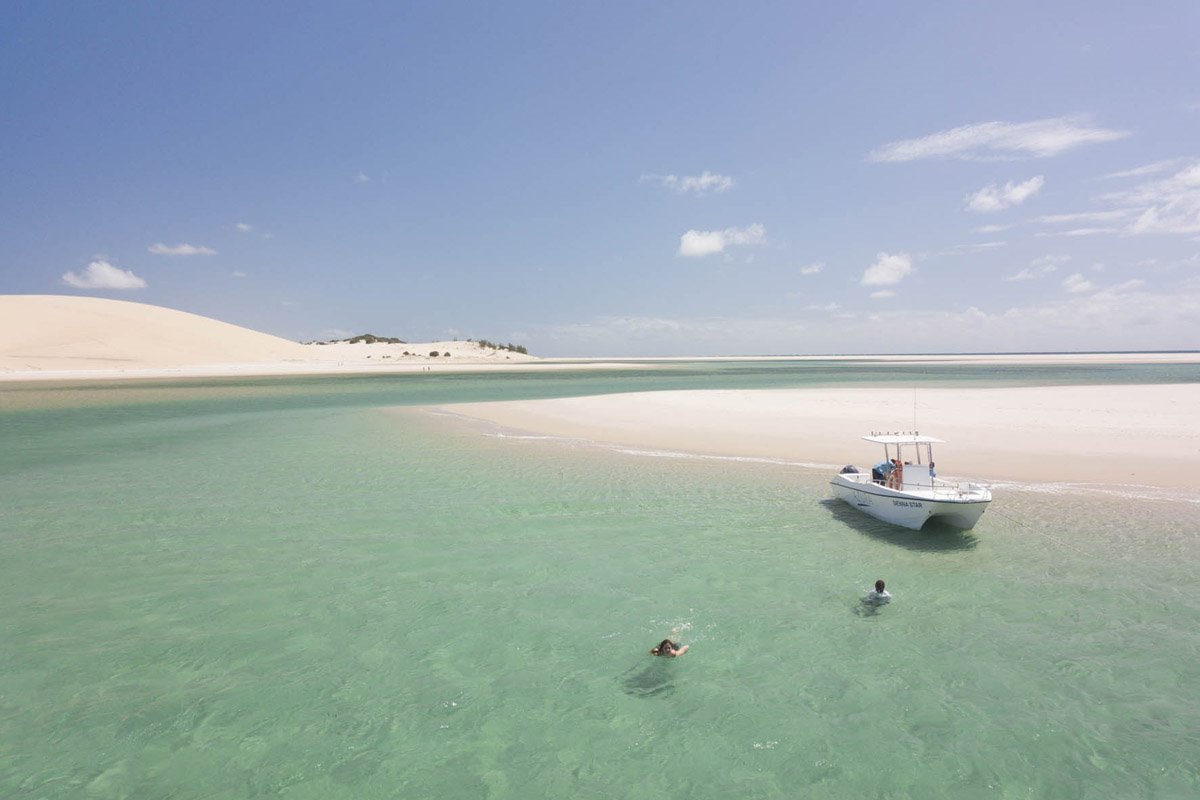 Azura Marlin Beach en Benguerra Island