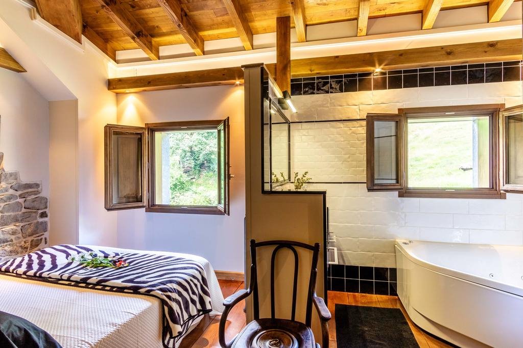 Casona de El Castañiu en Spain