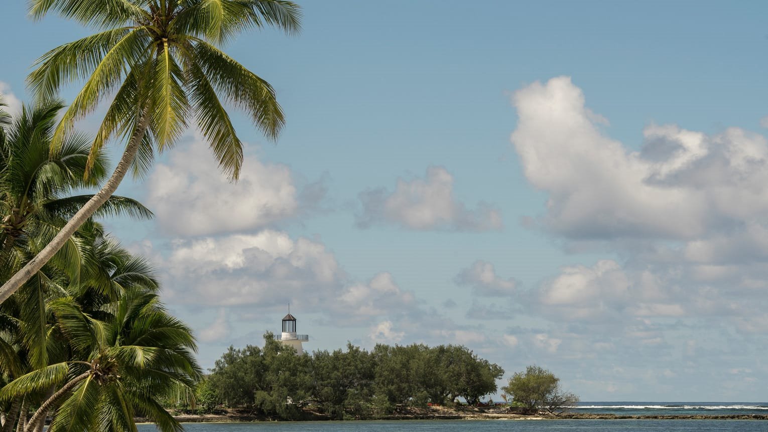 Desroches Island | LAT.40