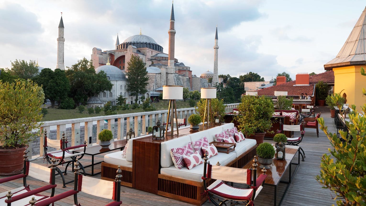 Four Seasons Hotel Sultanahmet en su destino