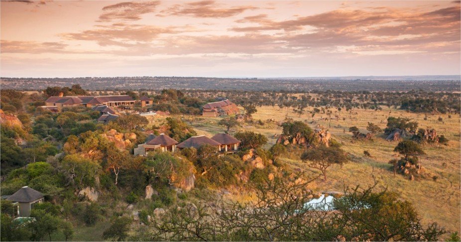 Four Seasons Safari Lodge Serengeti en su destino